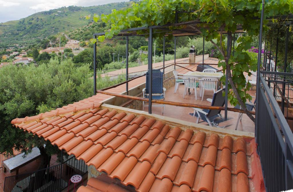 L' Arca Residence Cefalu Room photo
